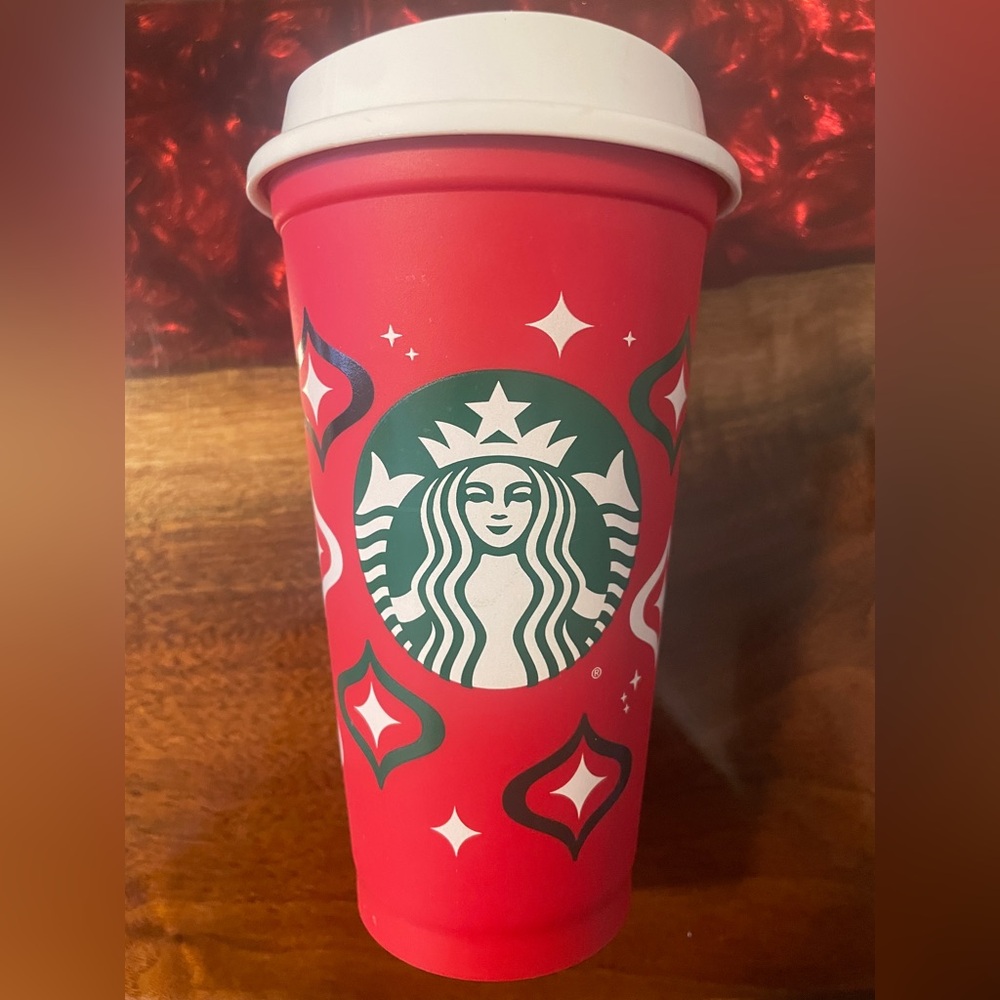 Starbucks RED CUP HOLIDAY 2023 (16 oz) Reusable Cup